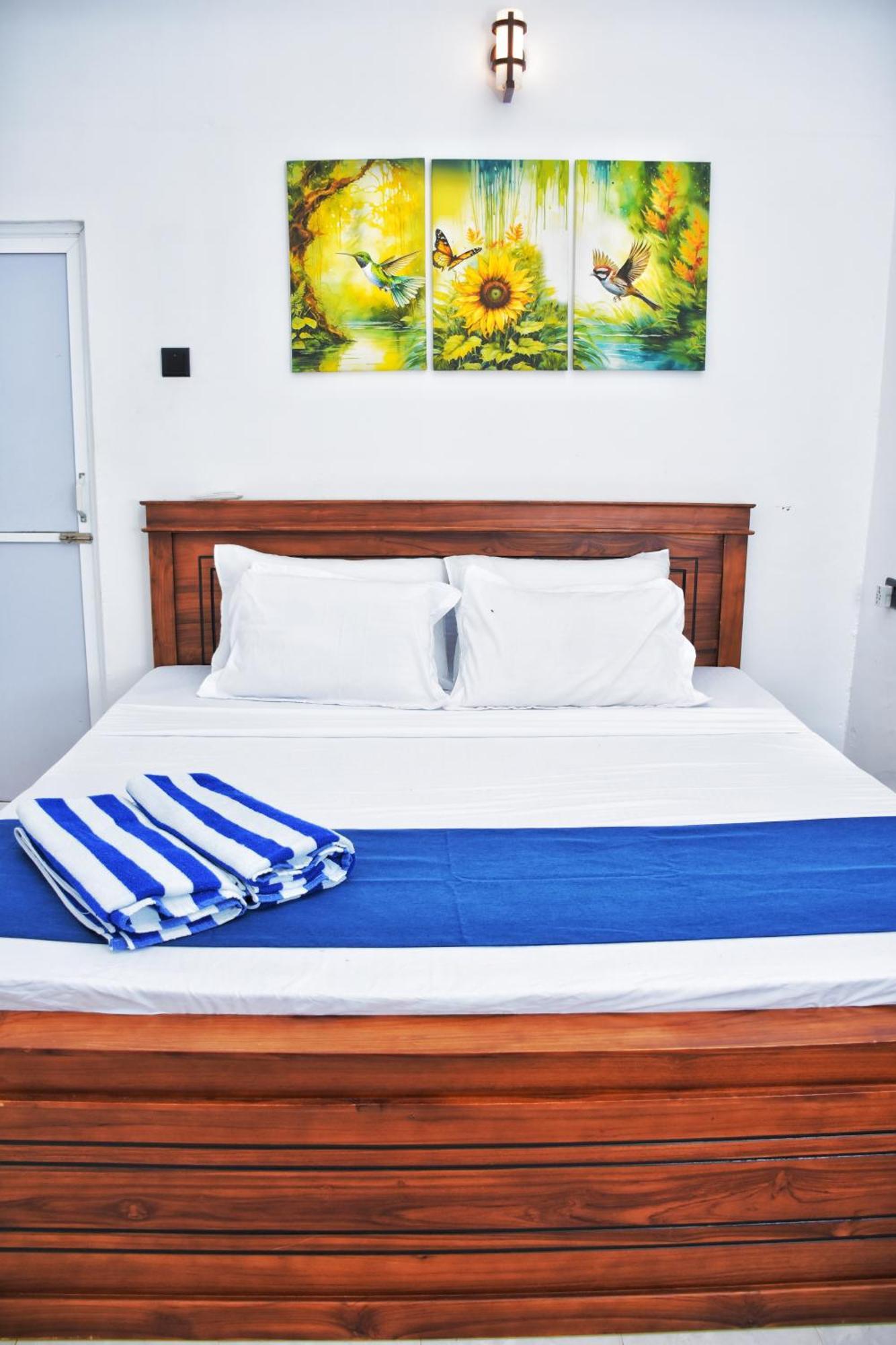 French Garden Regish Guest House Trincomalee Exterior foto